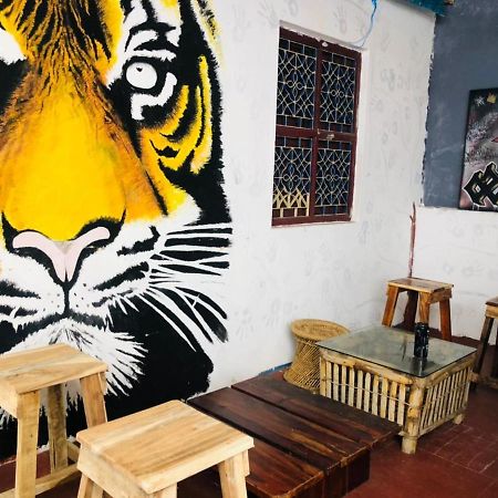 Gurukulam Hostel Puducherry Zewnętrze zdjęcie